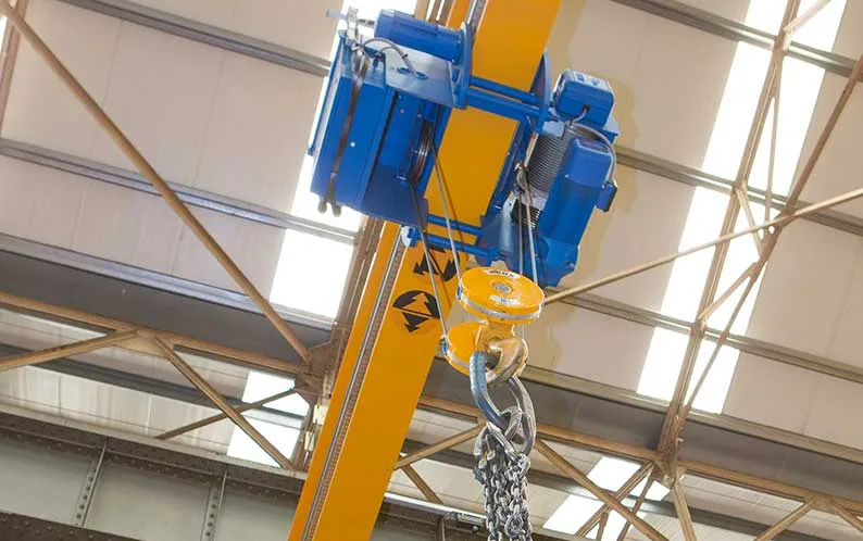 Crane rope terminated and wound on the drum